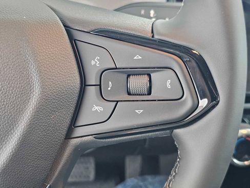 New 2027 Chevrolet Bolt LT w/ Comfort Package FWD image 28