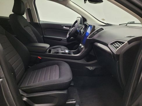 Used 2021 Ford Edge SE FWD image 21