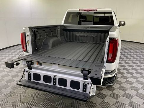 Used 2021 GMC Sierra 1500 Denali w/ Denali Ultimate Package AWD/4WD image 38