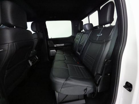 Used 2025 Ford F450 Platinum image 14