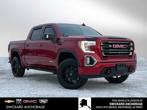 Used 2021 GMC Sierra 1500 AT4 w/ Technology Package AWD/4WD image 1