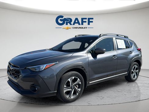 Used 2024 Subaru Crosstrek 2.0i Premium AWD/4WD image 2