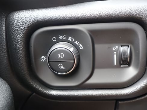New 2026 RAM 2500 Tradesman AWD/4WD image 21