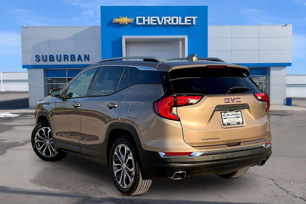 Used 2018 GMC Terrain SLT w/ Preferred Package FWD image 3