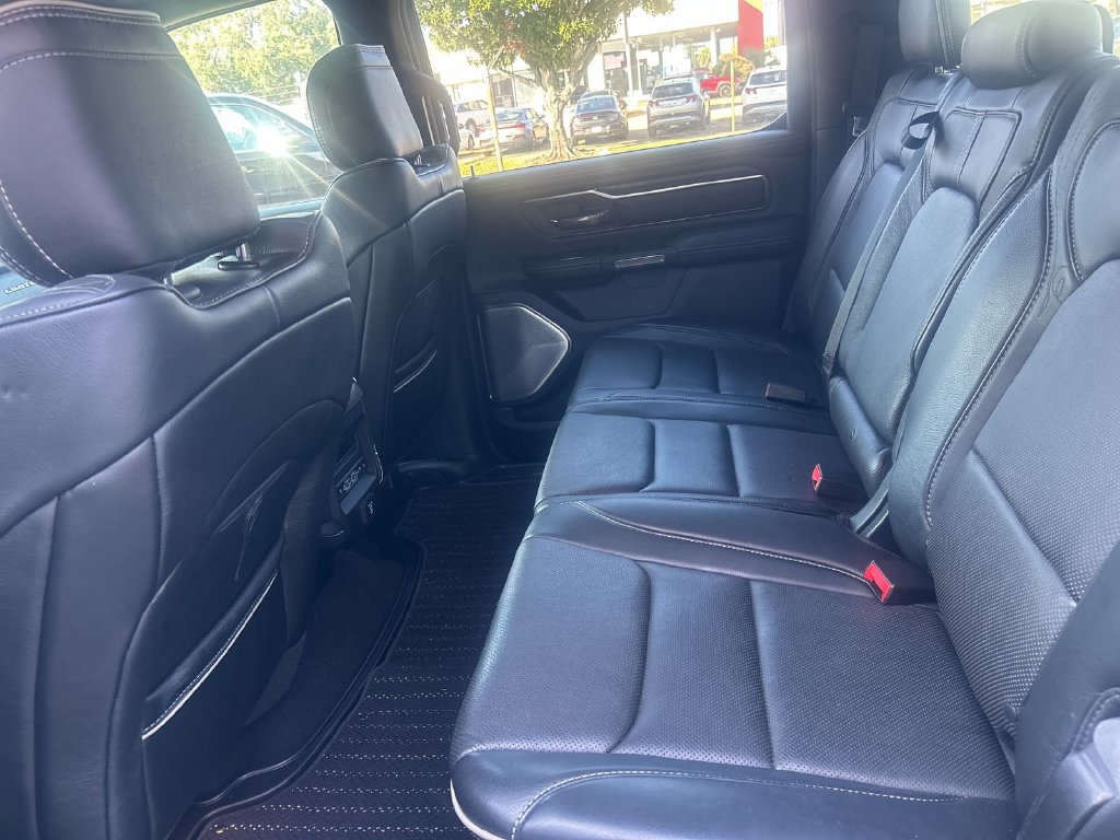 Used 2019 RAM 1500 Limited RWD image 14