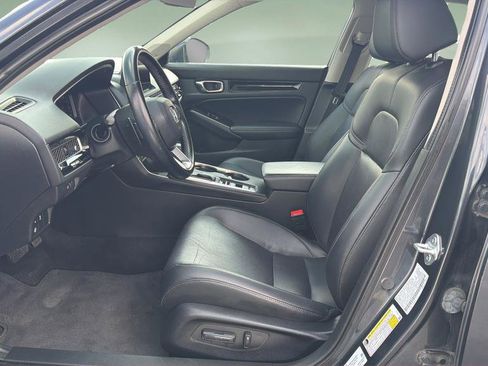 Used 2022 Honda Civic Touring image 11