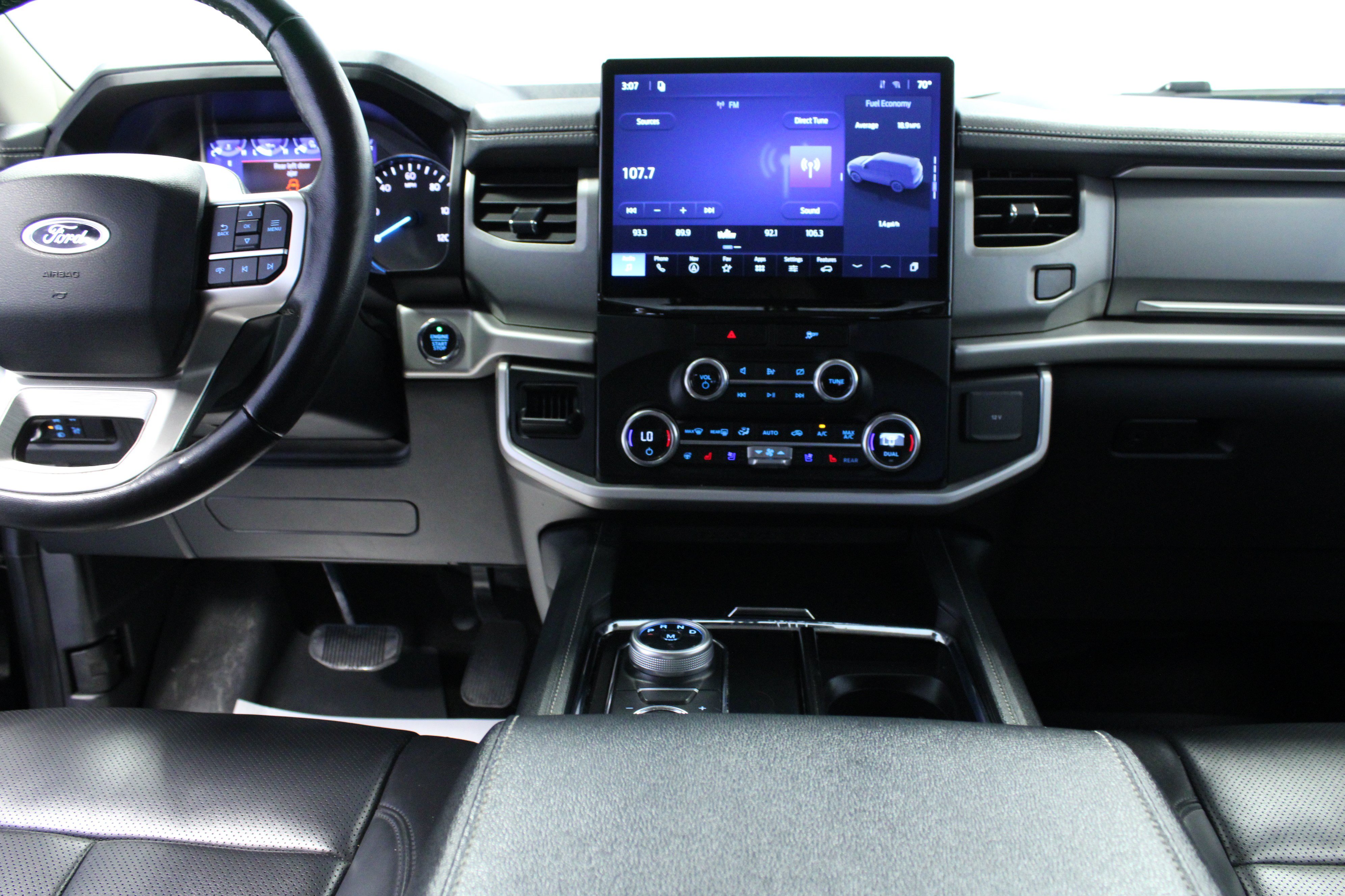 Used 2023 Ford Expedition XLT AWD/4WD image 18
