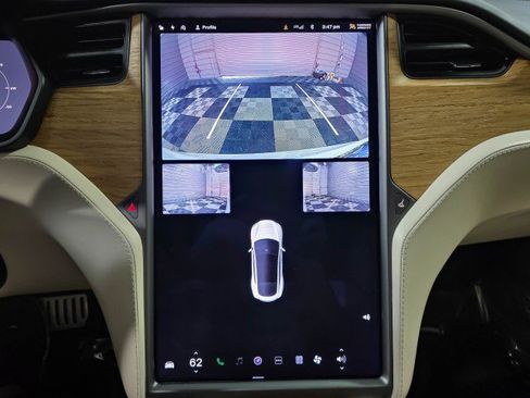 Used 2020 Tesla Model S Performance image 28