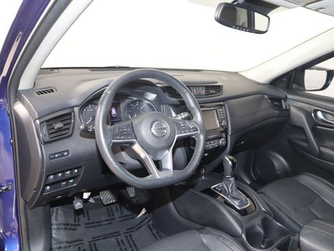 Used 2018 Nissan Rogue SL FWD image 24