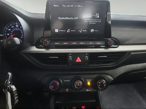 Used 2024 Kia Forte LXS w/ LXS Technology Package FWD image 12