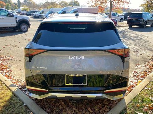 Used 2024 Kia Sportage SX image 32