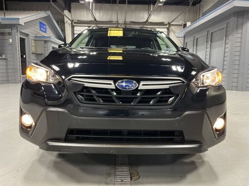 Used 2023 Subaru Crosstrek 2.0i Premium AWD/4WD image 2