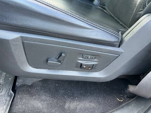 Used 2017 RAM 1500 Laramie AWD/4WD image 19
