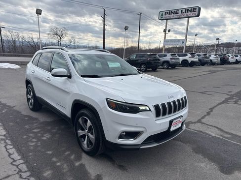 Used 2021 Jeep Cherokee Limited image 1