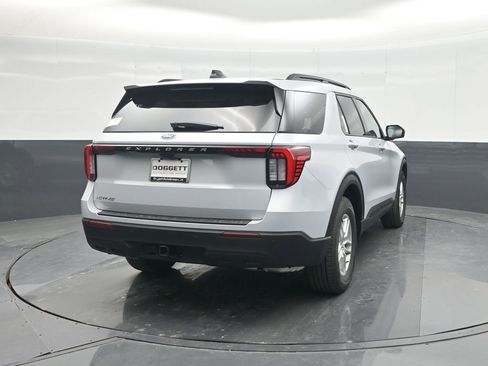 New 2026 Ford Explorer Active image 25