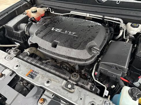 Used 2019 Chevrolet Colorado LT w/ LT Convenience Package image 46