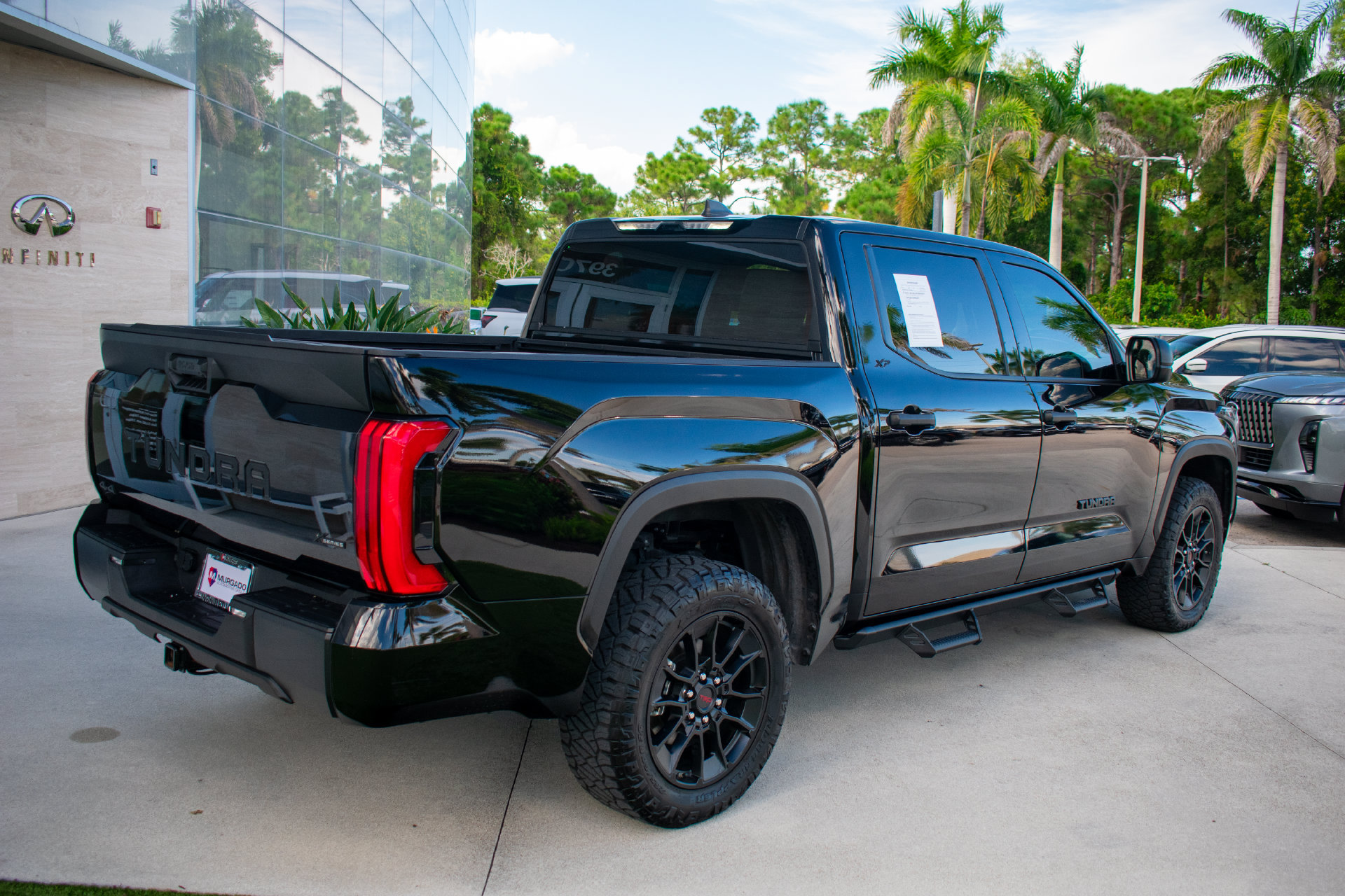 Used 2025 Toyota Tundra SR5 AWD/4WD image 10
