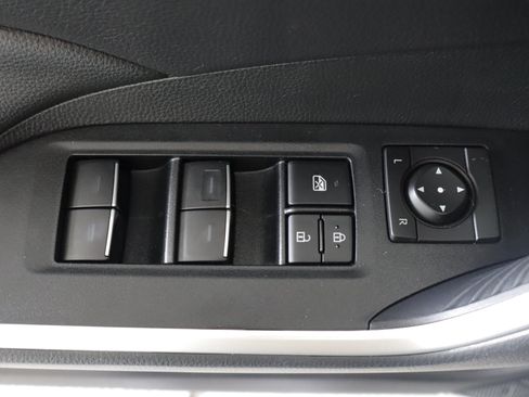 Used 2025 Toyota RAV4 XLE w/ Convenience Package AWD/4WD image 12