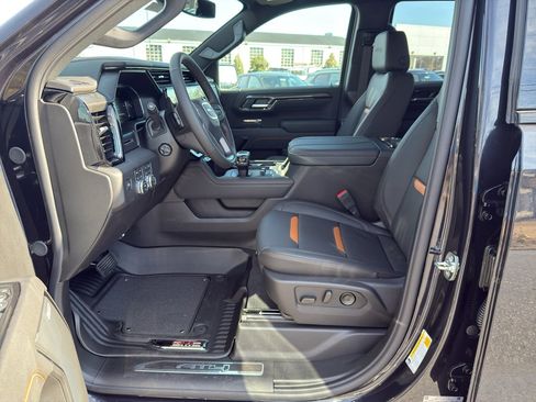 New 2026 GMC Sierra 1500 AT4 w/ AT4 Preferred Package image 8