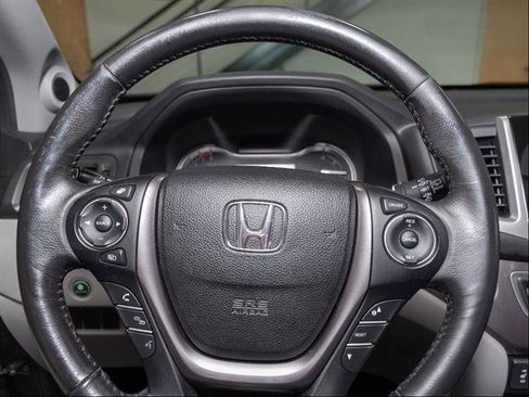 Used 2017 Honda Pilot EX-L image 8