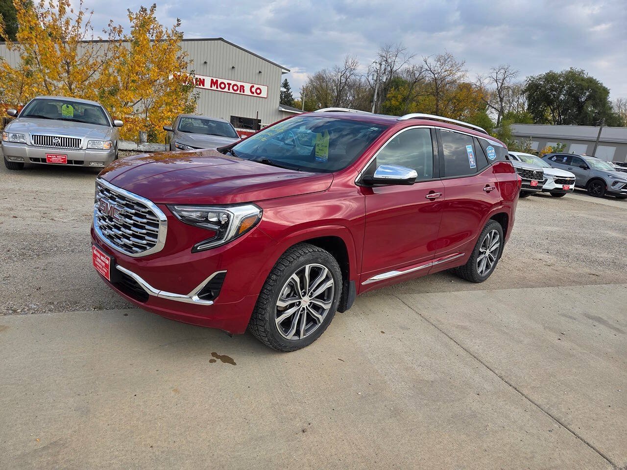 Used 2018 GMC Terrain Denali w/ Advanced Safety Package AWD/4WD image 26