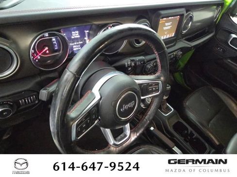 Used 2019 Jeep Wrangler Unlimited Rubicon w/ Cold Weather Group AWD/4WD image 17