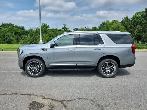 New 2026 GMC Yukon Elevation w/ Elevation Premium Package RWD image 2