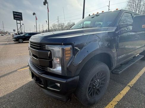 Used 2019 Ford F250 Lariat w/ Lariat Ultimate Package image 2