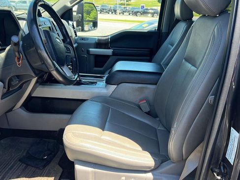 Used 2018 Ford F150 Lariat w/ Trailer Tow Package AWD/4WD image 9