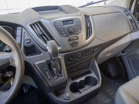 Used 2017 Ford Transit 250 148 Medium Roof image 19