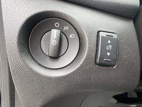 Used 2016 Ford Fiesta S image 19