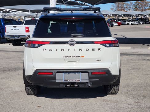 Used 2023 Nissan Pathfinder Rock Creek image 6