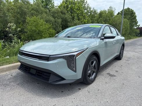 Used 2025 Kia K4 FWD image 4