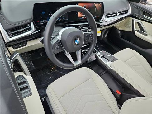 New 2026 BMW X1 xDrive28i w/ Technology Package AWD/4WD image 3