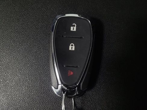 Used 2023 Chevrolet Equinox LT image 32