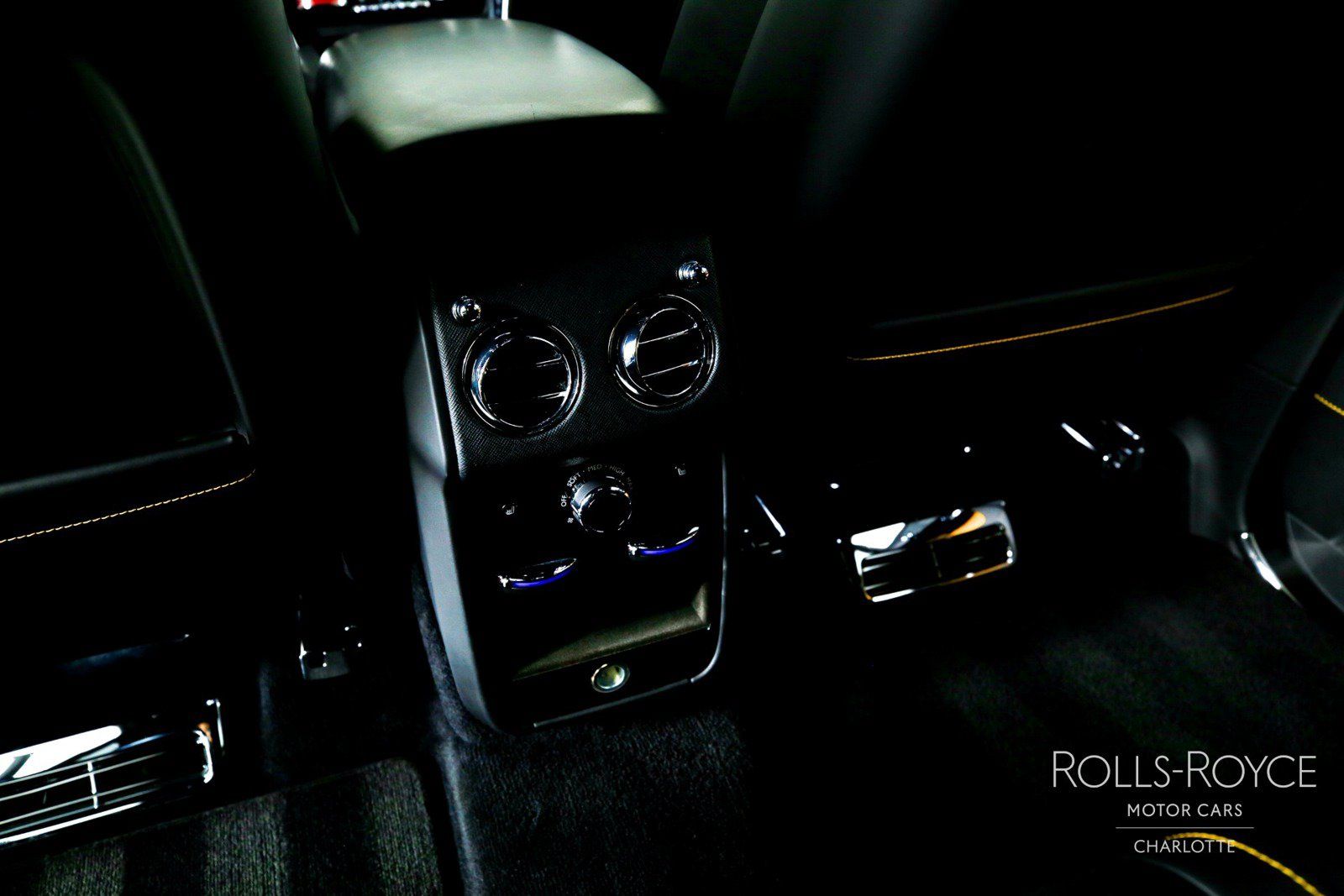 Used 2023 Rolls-Royce Cullinan AWD/4WD image 20