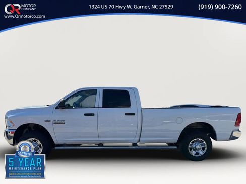 Used 2017 RAM 3500 Tradesman w/ Chrome Appearance Group AWD/4WD image 7