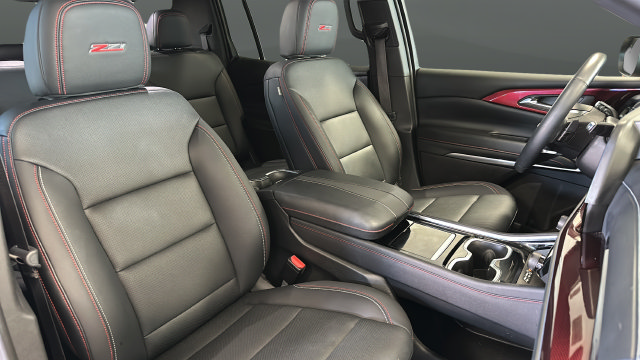 Used 2024 Chevrolet Traverse Z71 w/ LPO, Floor Liner Package AWD/4WD image 22