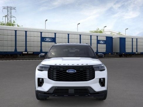 New 2026 Ford Explorer ST-Line w/ Premium Package RWD image 34