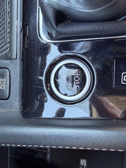 Used 2024 Nissan Kicks SV FWD image 9