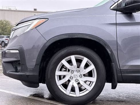 Used 2019 Honda Pilot LX image 14