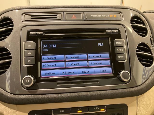 Used 2012 Volkswagen Tiguan S FWD image 27