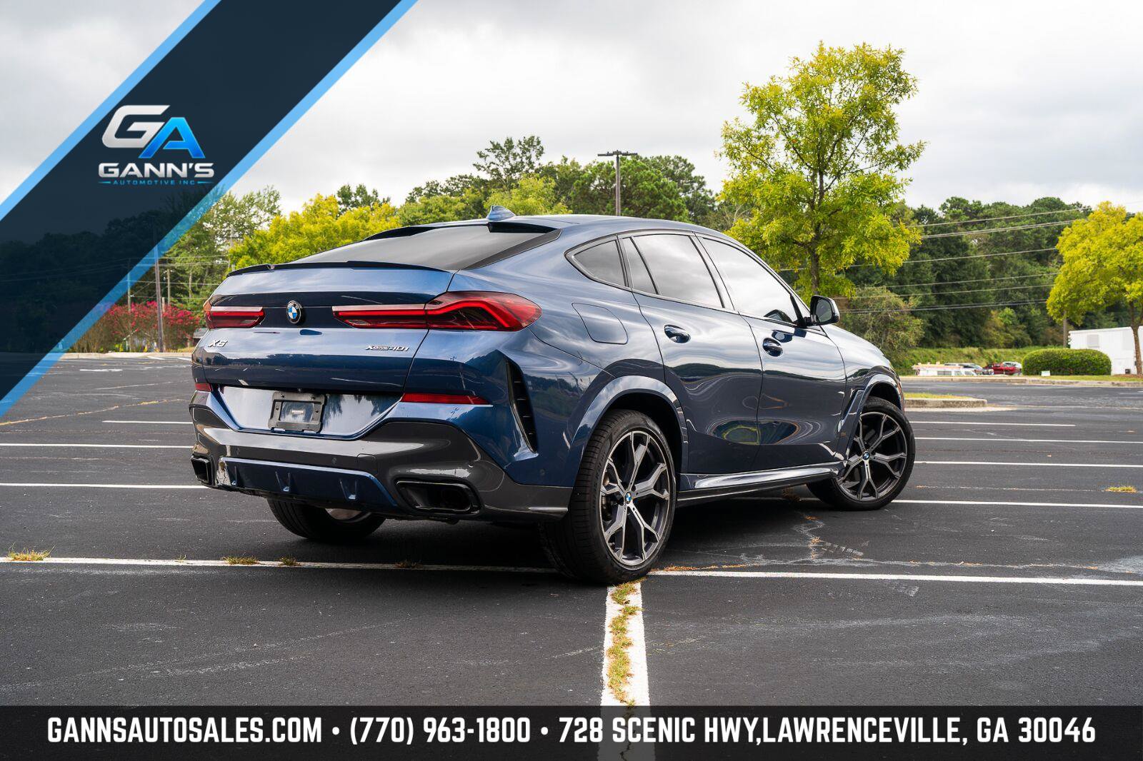 Used 2022 BMW X6 xDrive40i w/ M Sport Package AWD/4WD image 2
