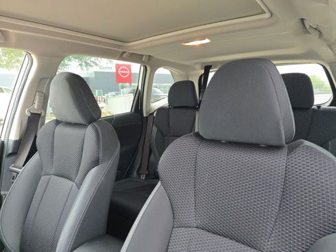 Used 2020 Subaru Forester Premium image 9