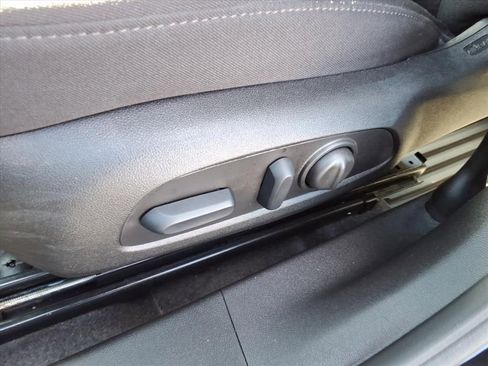 Used 2024 Chevrolet Malibu LT image 13