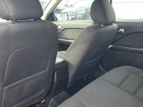 Used 2012 Ford Fusion SE image 8