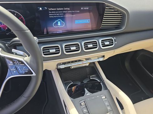 New 2026 Mercedes-Benz GLE 450 4MATIC image 18