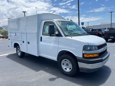 New 2025 Chevrolet Express 3500 w/ Power Convenience Package image 7