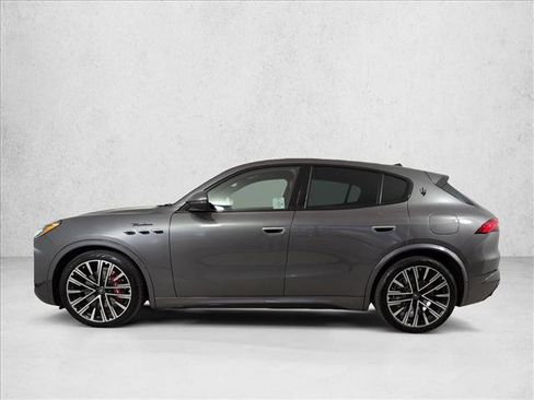 Used 2023 Maserati Grecale Modena image 2