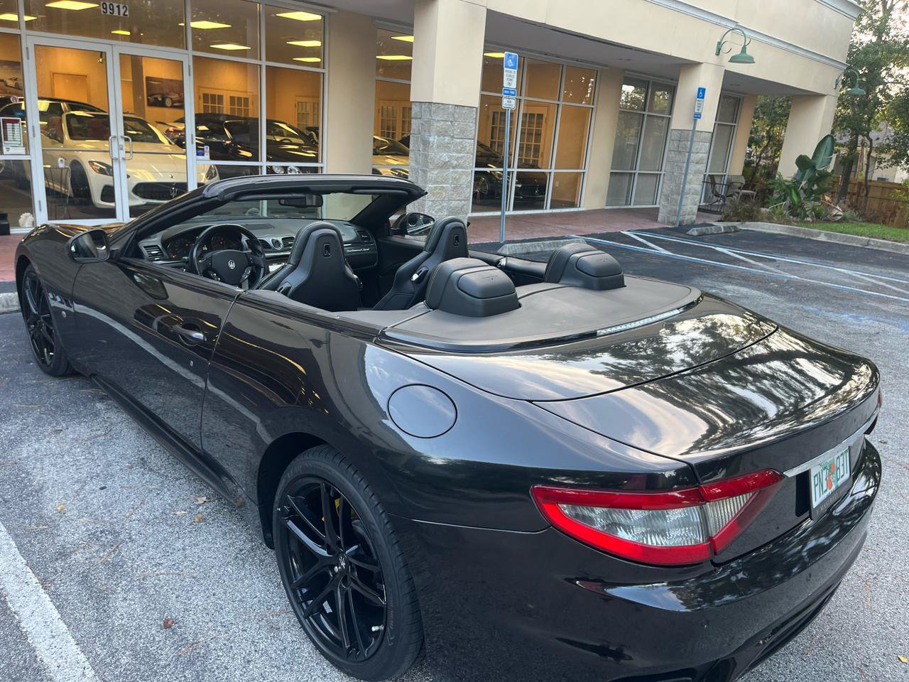 Used 2018 Maserati GranTurismo Sport RWD image 9